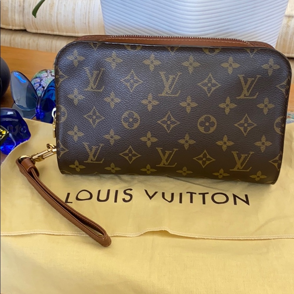 Authentic Louis Vuitton Orsay Clutch